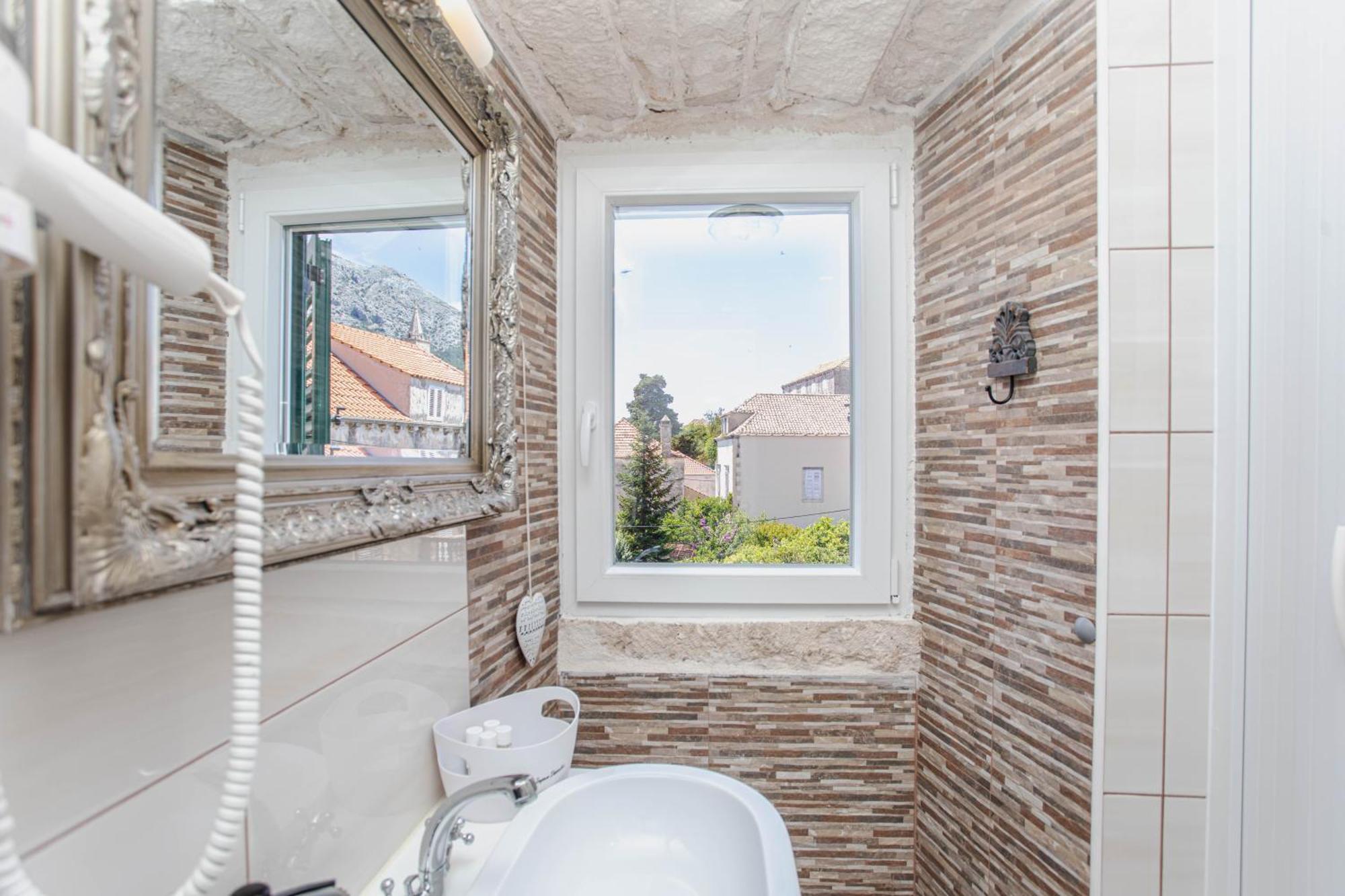 Guesthouse Mimbelli Orebić Eksteriør billede